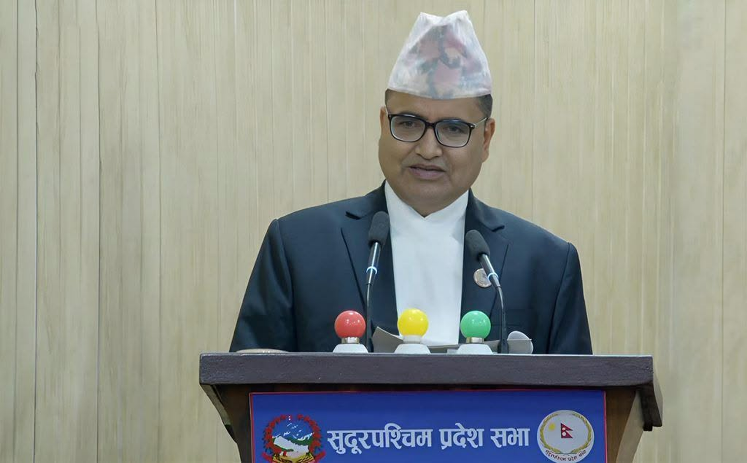 मुख्यमन्त्री भट्टले पाए विश्वासको मत